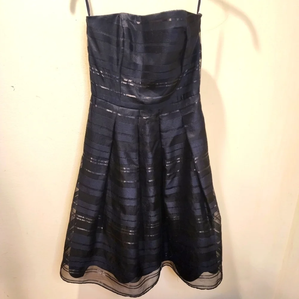 White house black market strapless fit and flare formal dress size 2